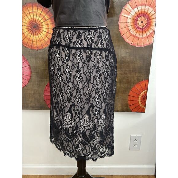 Meritage Black Lace Midi Skirt W/ Pink Lining Contrast Pop Gothic Chic Sz 10 - Picture 1 of 6